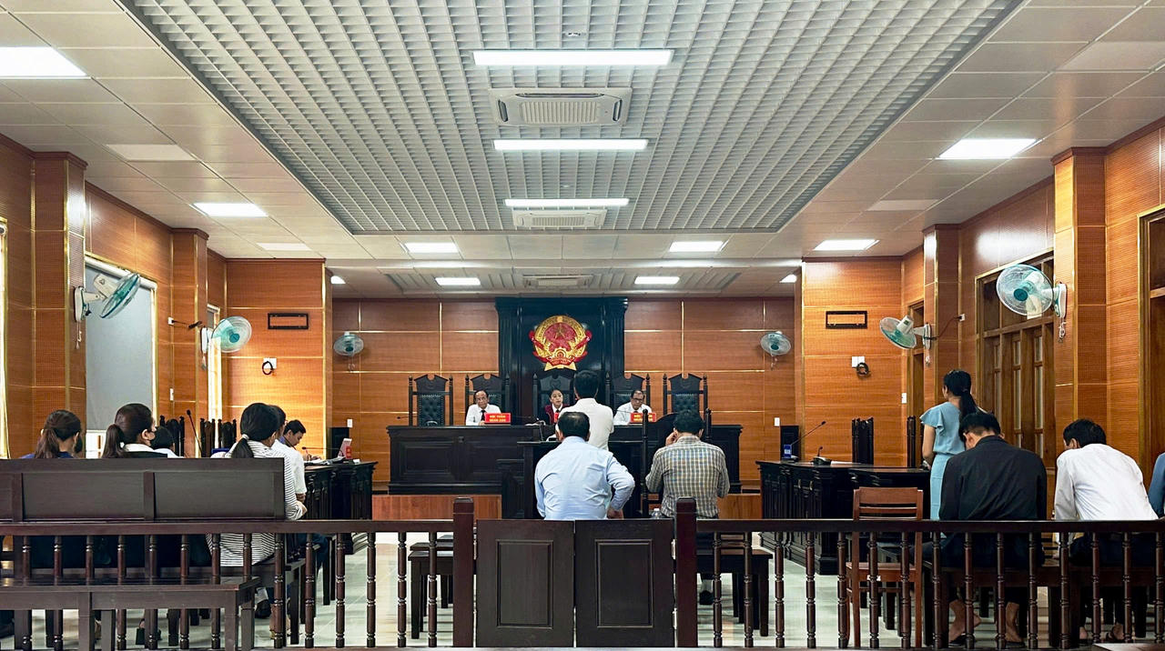 Thông thầu, 3 giám đốc doanh nghiệp hầu tòa