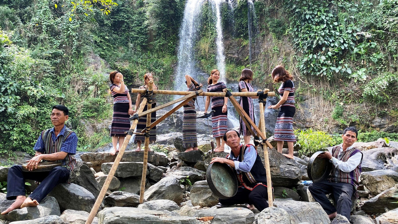 Quảng Ngãi khai phá tiềm năng du lịch trên nền giá trị văn hóa truyền thống