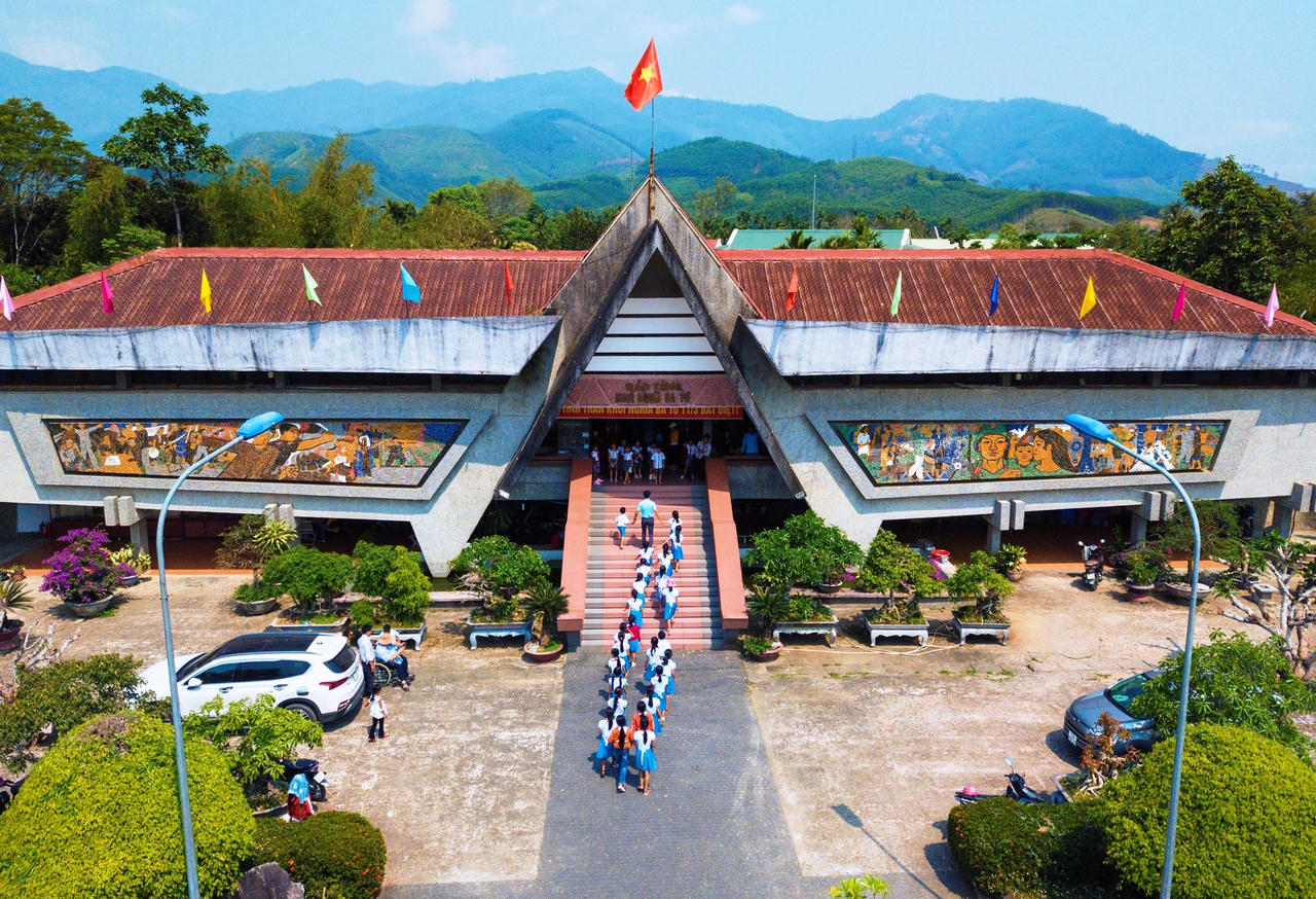 Vùng đồng bào DTTS Quảng Ngãi ngày càng khởi sắc từ chính sách dân tộc