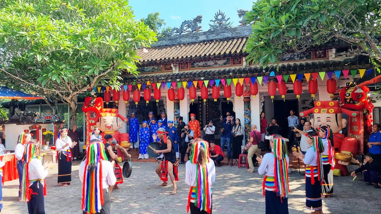 Nâng cao vị thế của người phụ nữ vùng cao Quảng Ngãi