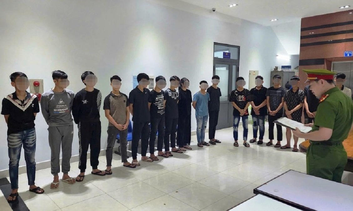 Nghĩ đối phương khiêu khích, nhóm thanh niên đuổi đánh khiến 1 người tử vong