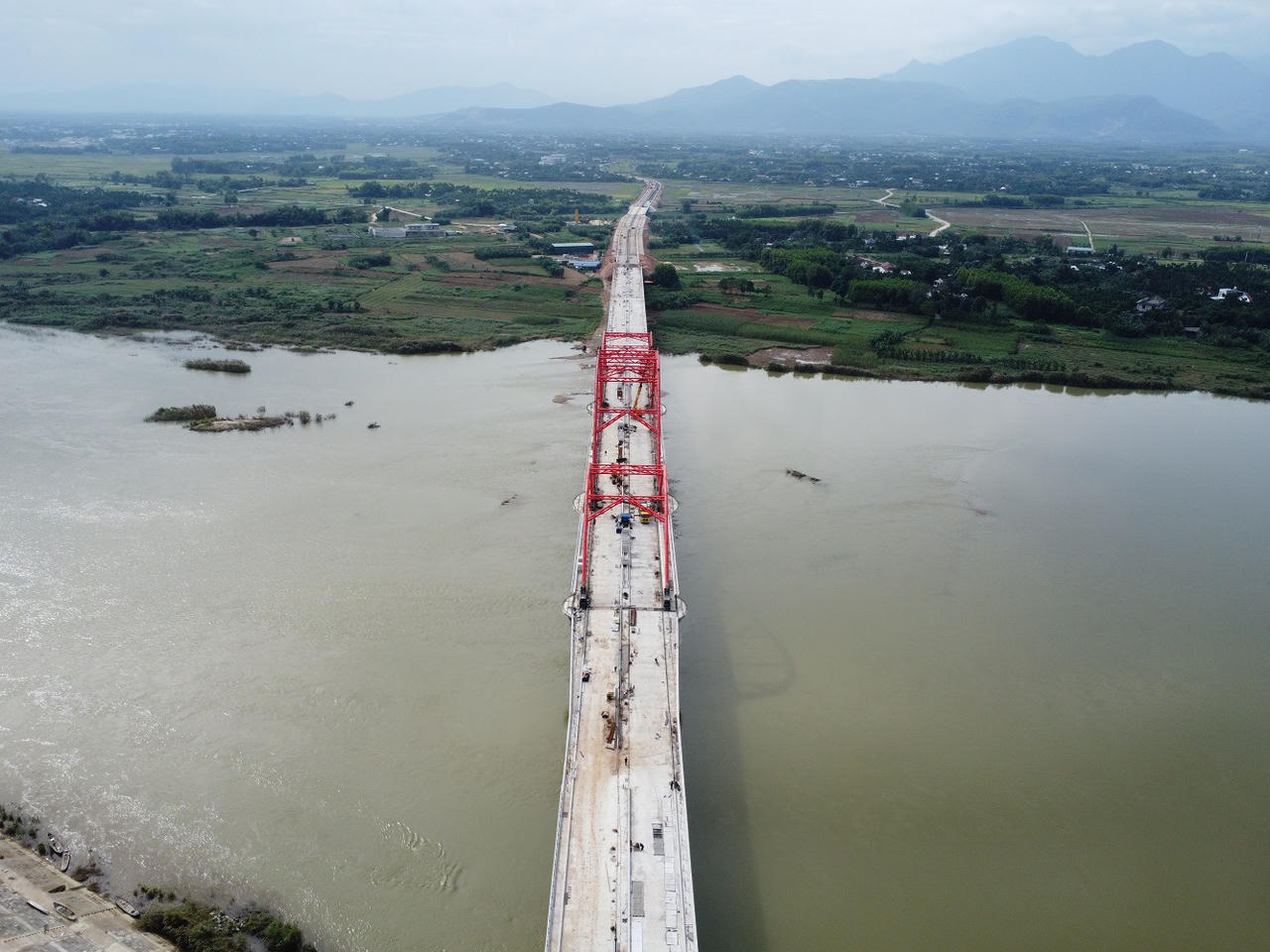 Đẩy mạnh tiến độ thi công cầu Trà Khúc 3, thông xe vào cuối năm