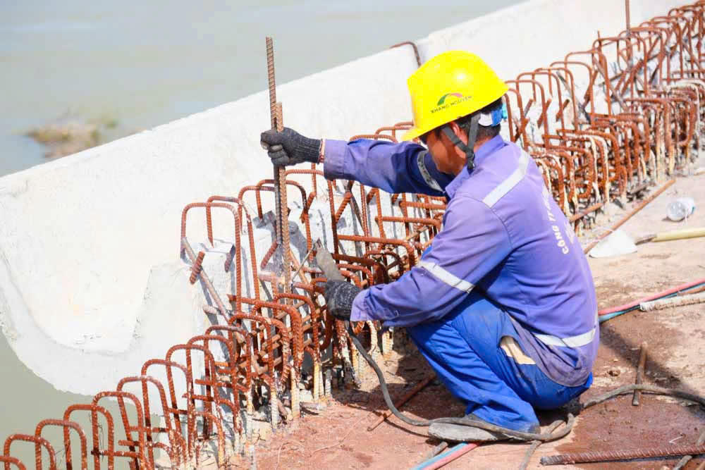 Đẩy mạnh tiến độ thi công cầu Trà Khúc 3, thông xe vào cuối năm