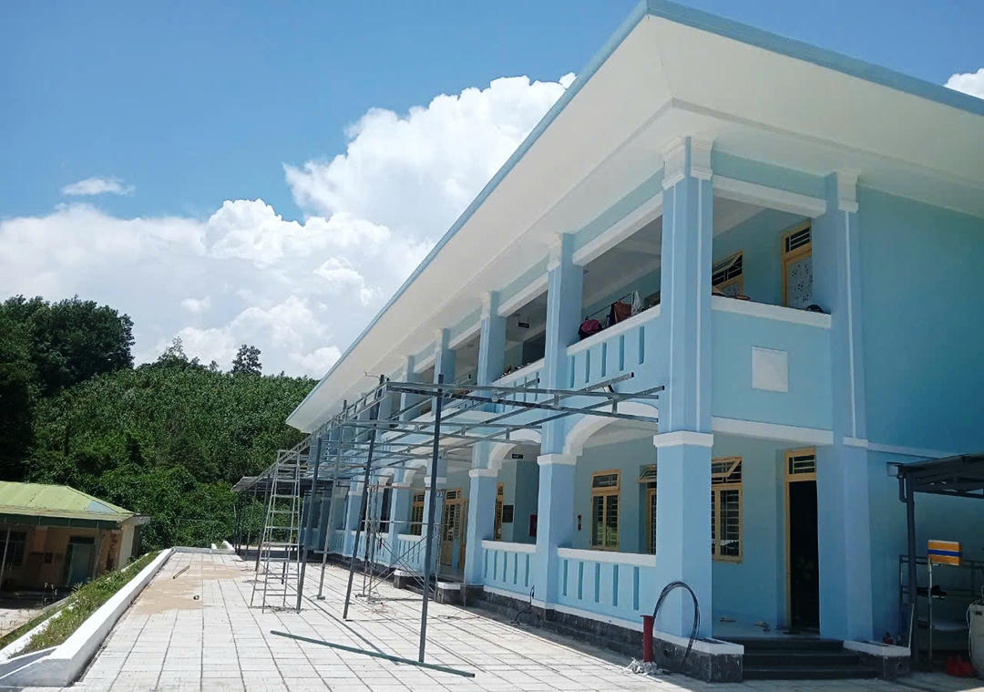 Quảng Ngãi chú trọng phát triển giáo dục các huyện miền núi