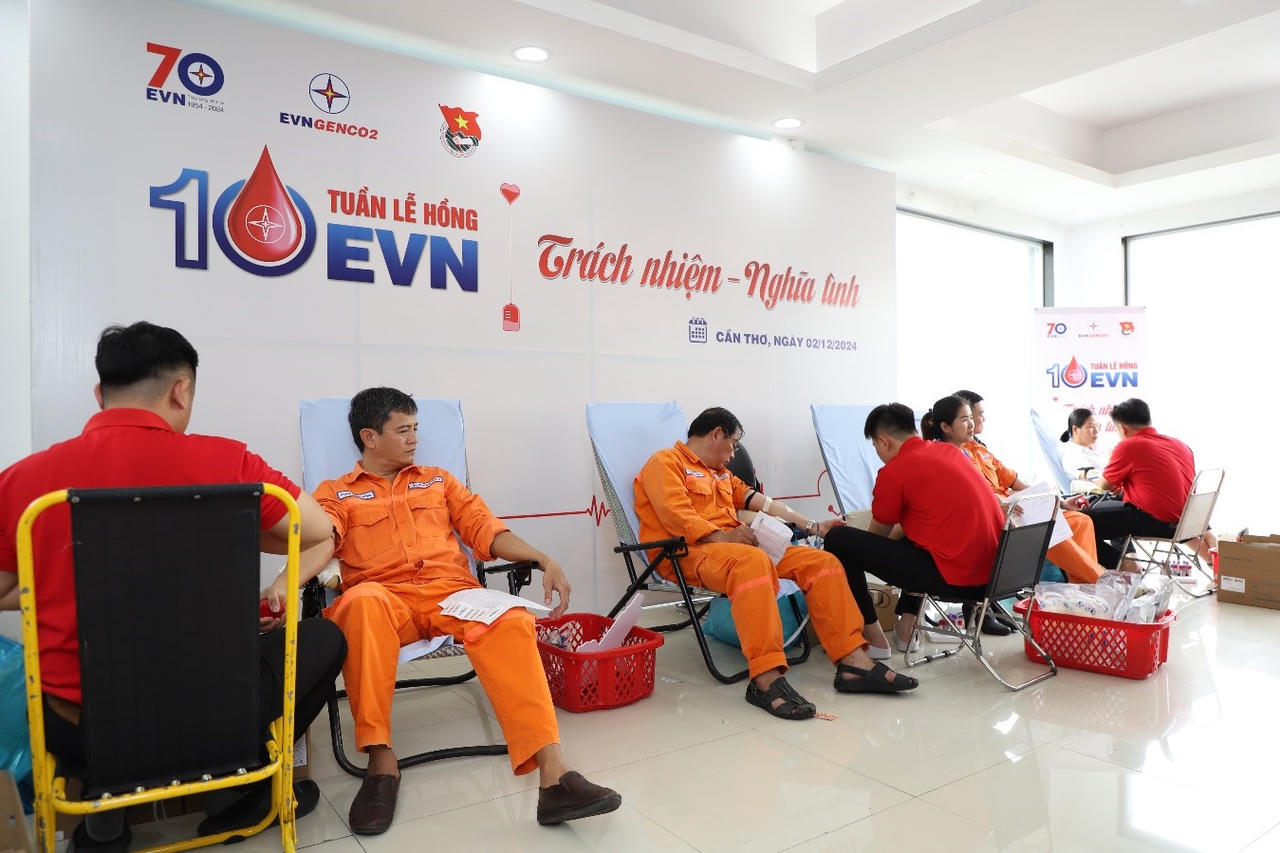 EVNGENCO2 hiến tặng 111 đơn vị máu trong ngày đầu tiên tổ chức tuần lễ hồng EVN lần X
