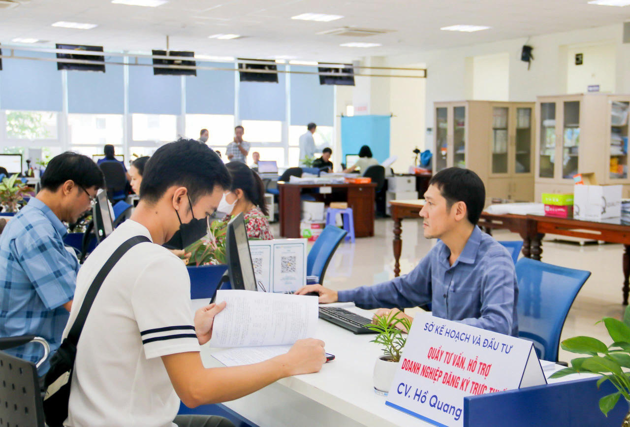 'Bí quyết' nào giúp Quảng Ngãi vào 'top đầu' thanh toán trực tuyến sử dụng dịch vụ công?
