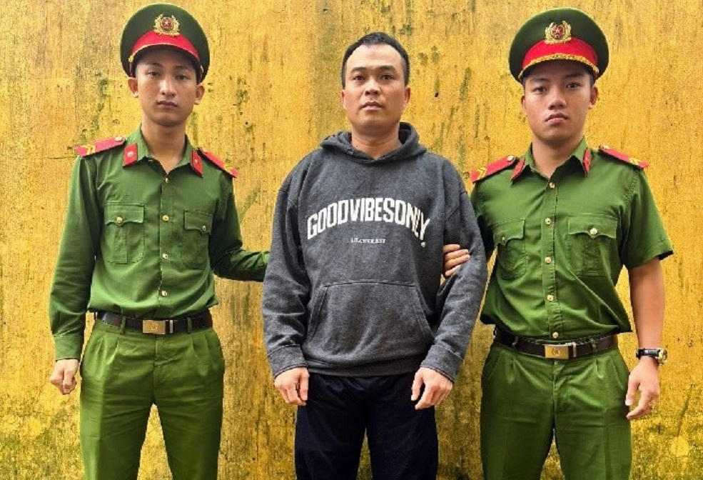 Phát hiện "con nghiện" tàng trữ “hàng nóng”