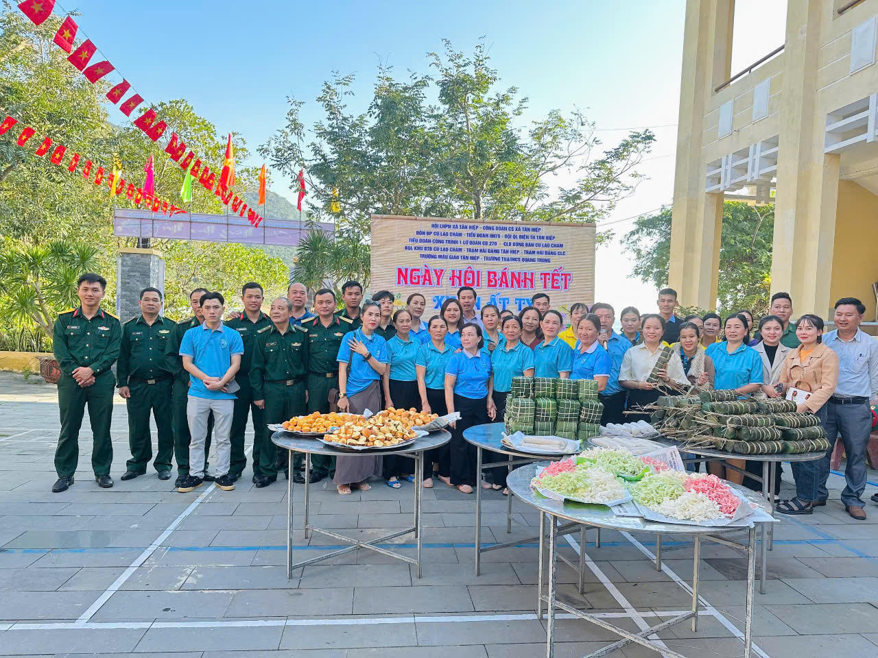 Sôi động ngày hội bánh chưng xanh mừng Đảng, mừng xuân Ất Tỵ 2025