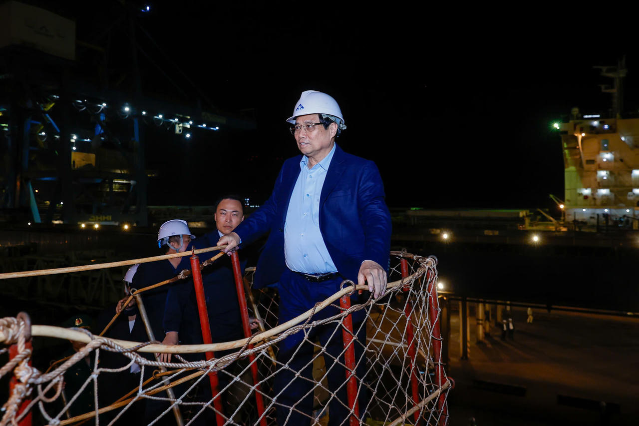 Thủ tướng Phạm Minh Chính thăm Khu liên hợp gang thép Hòa Phát Dung Quất