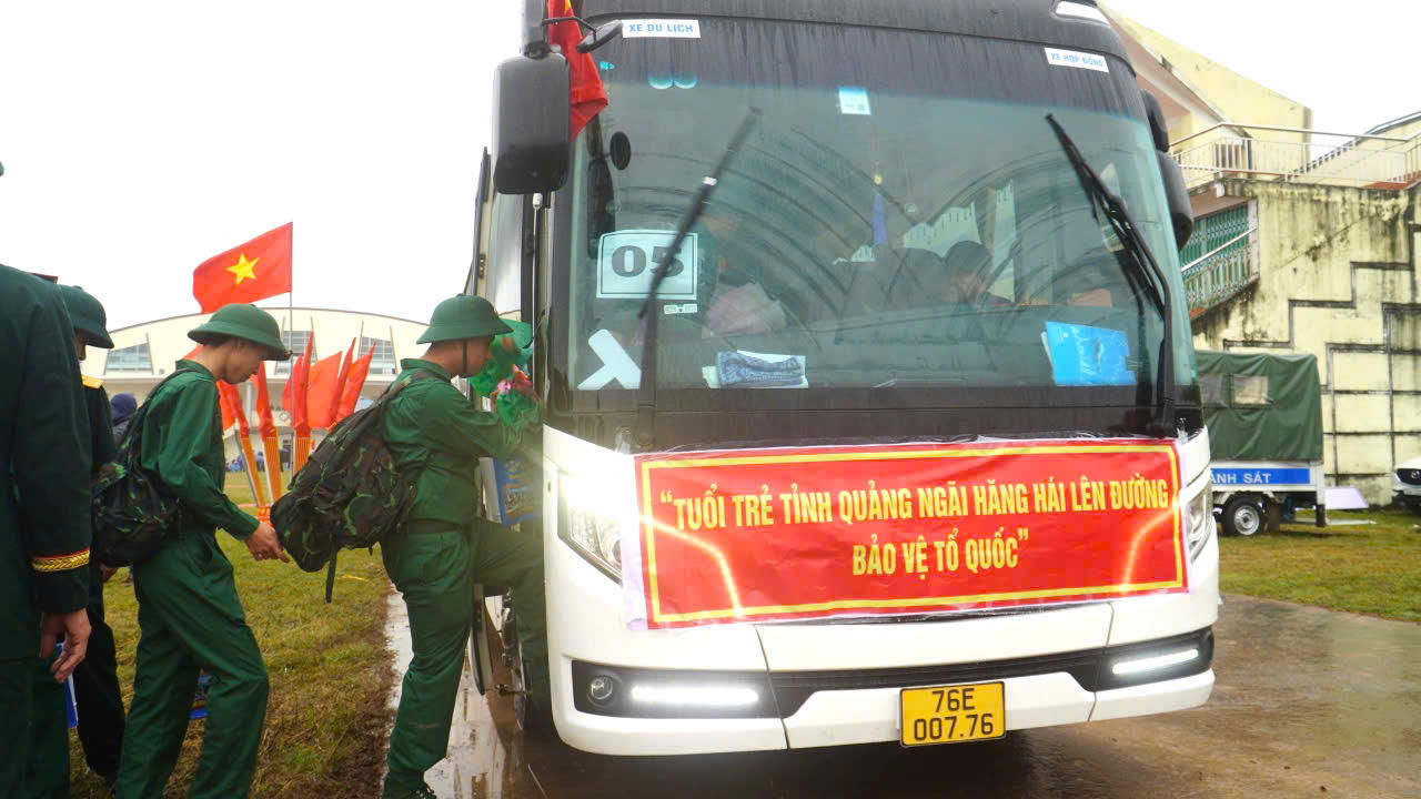 Phạt nghiêm 2 thanh niên ở Quảng Ngãi trốn nghĩa vụ quân sự