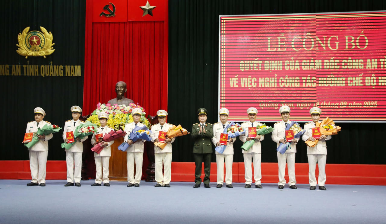 22 lãnh đạo cấp phòng, cấp huyện Công an tỉnh Quảng Nam xin nghỉ hưu sớm