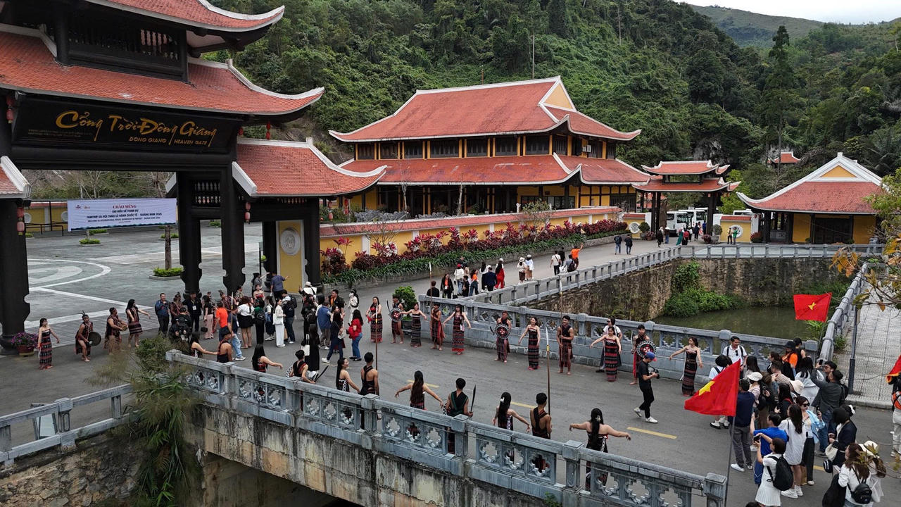 Du lịch phía tây Quảng Nam phát triển bền vững với 'cung đường di sản'