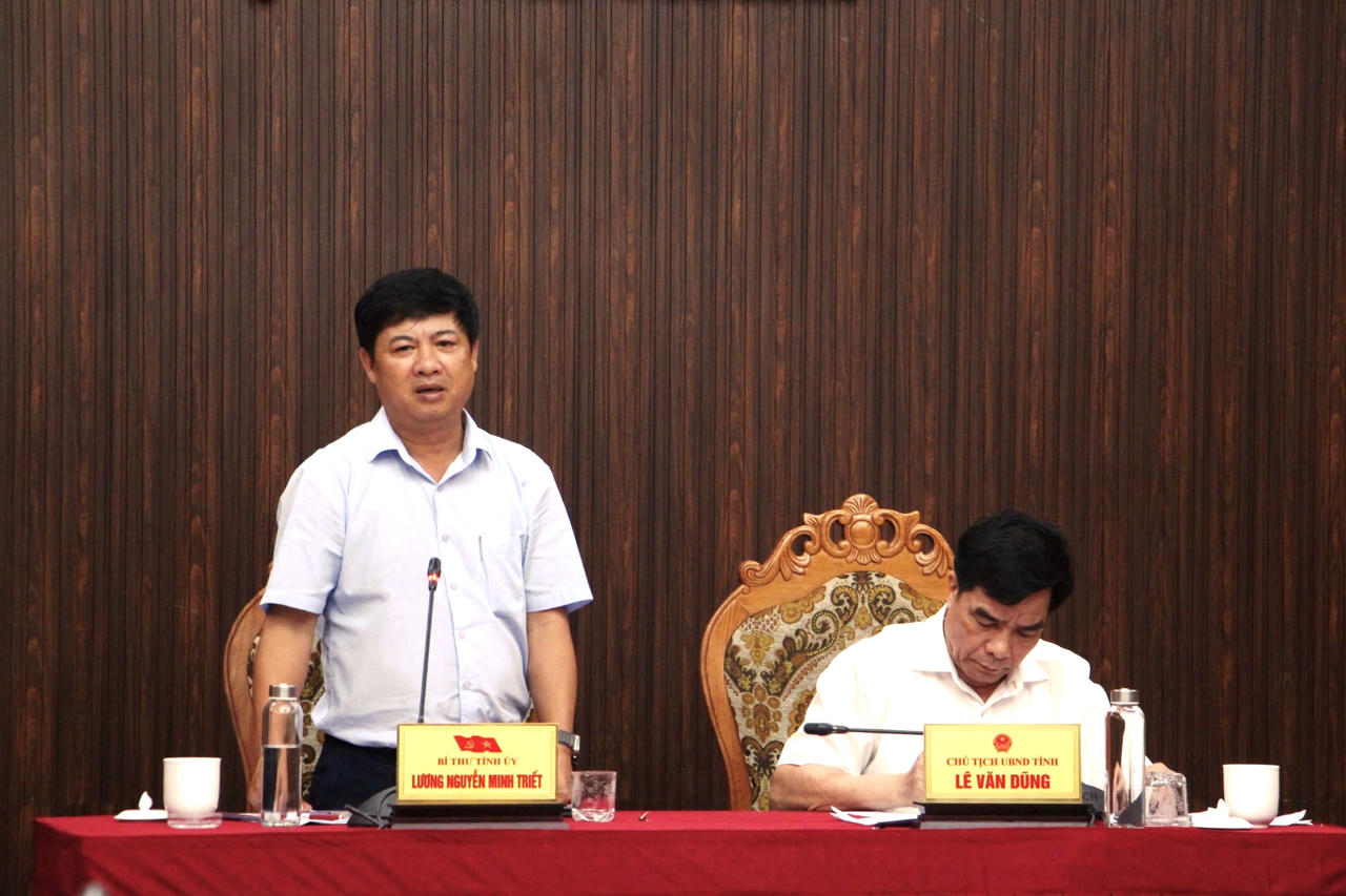 Cương quyết xử lý dứt khoát tình trạng “sân trước, sân sau”