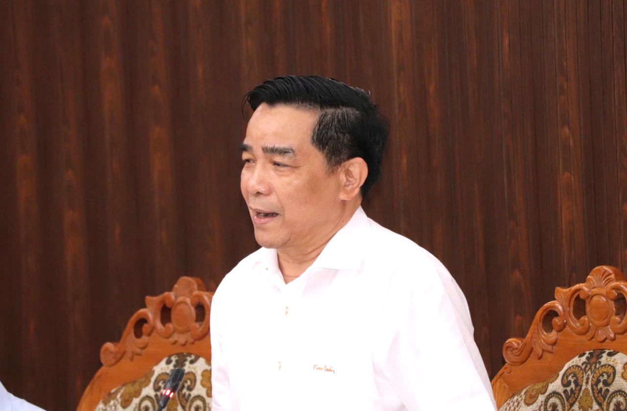 Cương quyết xử lý dứt khoát tình trạng “sân trước, sân sau”