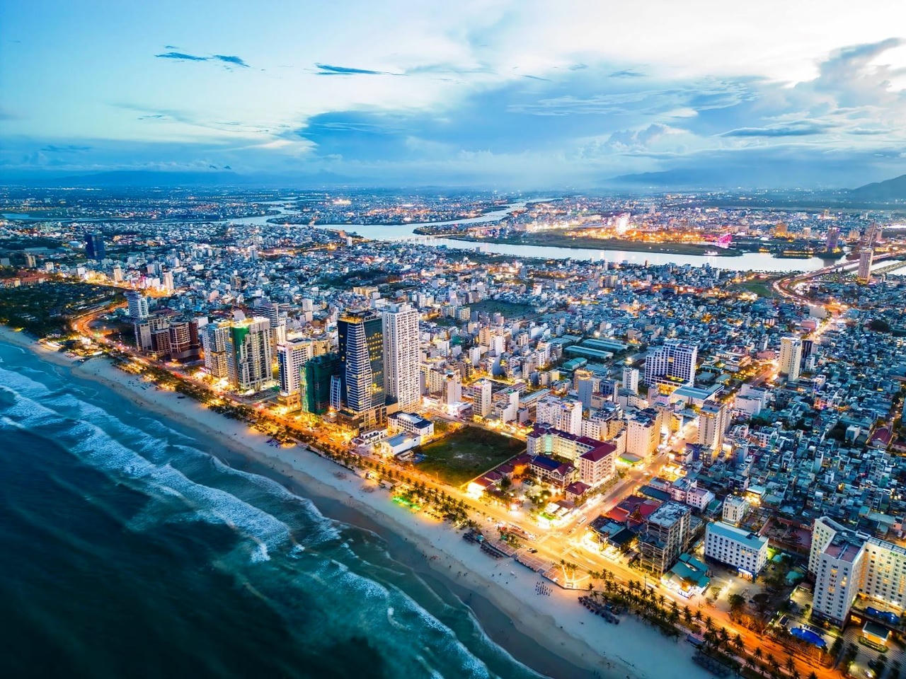 Đà Nẵng tăng tốc phát triển trung tâm tài chính, bất động sản đón vận hội mới