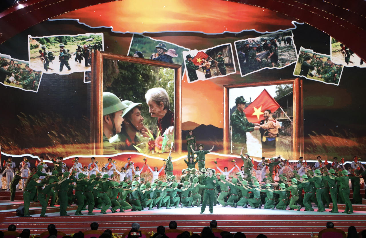 Tổng Bí thư dự Lễ kỷ niệm 50 năm Ngày Giải phóng TP Đà Nẵng