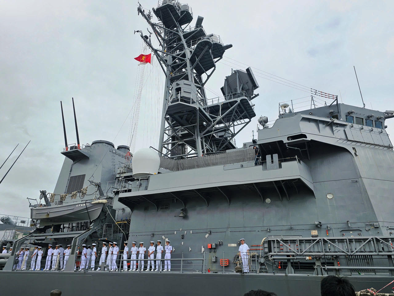 Tàu huấn luyện Suzunami của Nhật Bản thăm hữu nghị Đà Nẵng