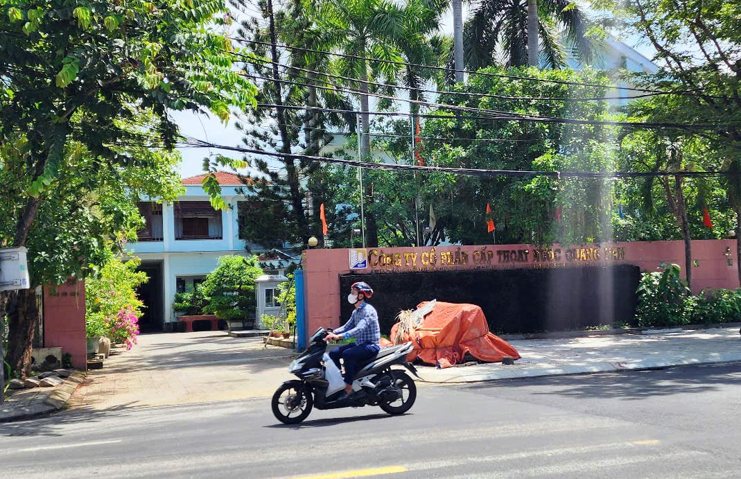 Nợ hàng trăm tỷ, Công ty Cấp thoát nước Quảng Nam xin tăng giá nước