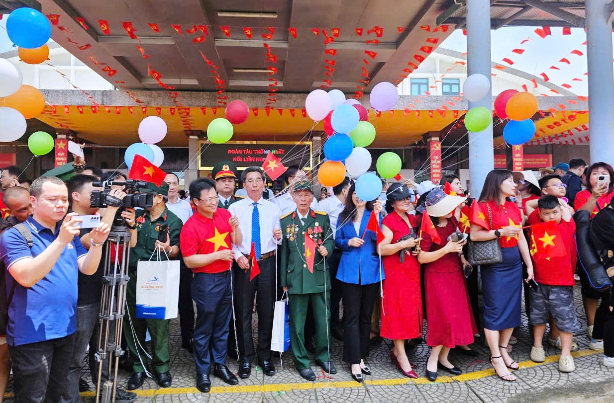 Đón 'đoàn tàu thống nhất' đúng ngày giải phóng 30/4