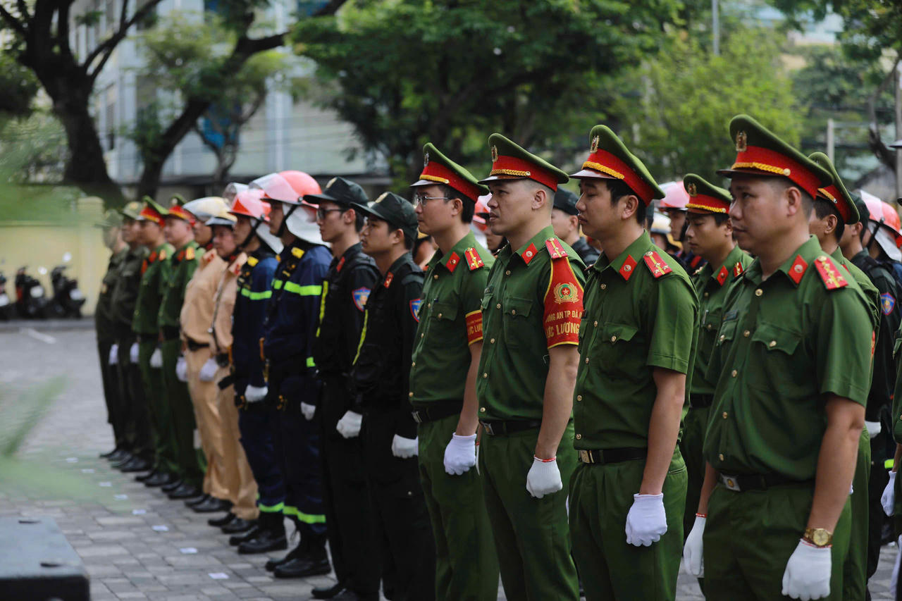 Công an Đà Nẵng ra quân trấn áp tội phạm đường phố mùa du lịch 2025