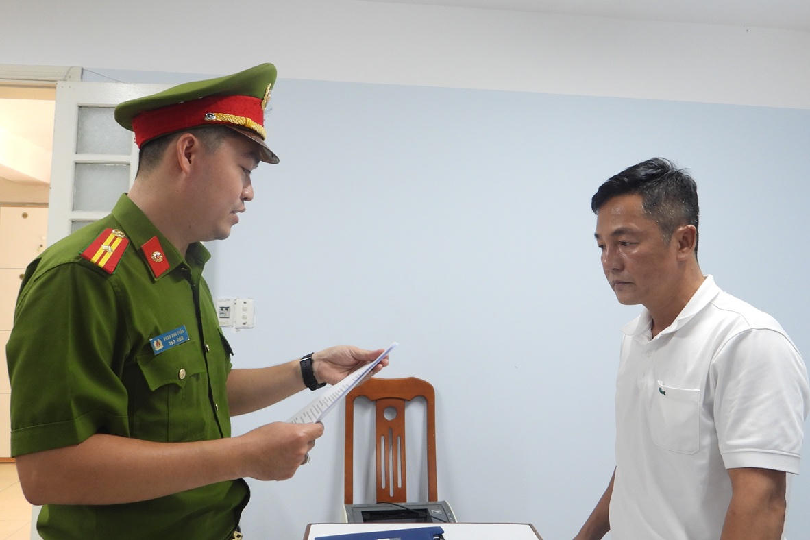 Chủ mỏ cát thuê giang hồ chém Chủ tịch công ty để thâu tóm quyền điều hành