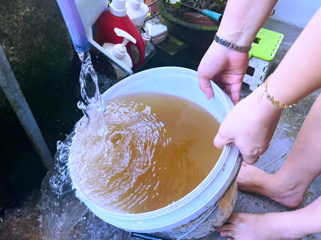 Giá nước sinh hoạt Quảng Nam tăng gần gấp đôi Đà Nẵng, người dân lo gánh nặng chi tiêu