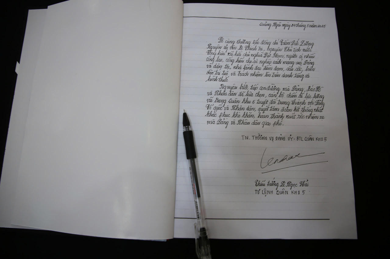 Trang nghiêm Lễ viếng nguyên Chủ tịch nước Trần Đức Lương tại quê nhà Quảng Ngãi