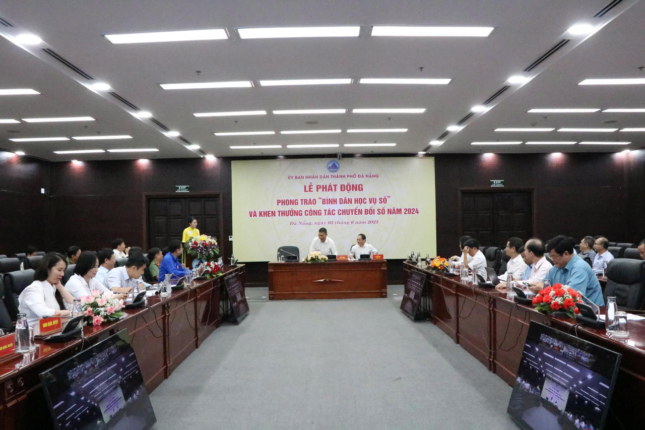 Đà Nẵng phát động chương trình “bình dân học vụ số”