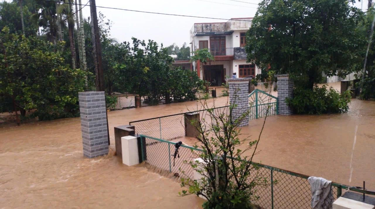 Quảng Nam: Hơn 700 nhà dân bị ngập, 16.000ha lúa, hoa màu chìm trong nước lũ sau bão số 1