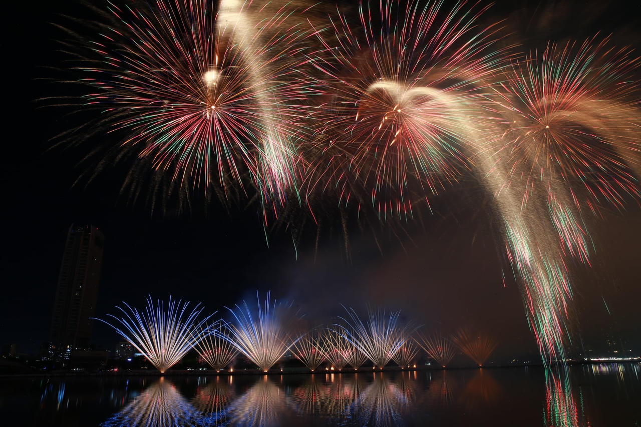 DIFF 2025 đêm thứ 3: Màn trình diễn đầy cảm xúc của Canada và Trung Quốc