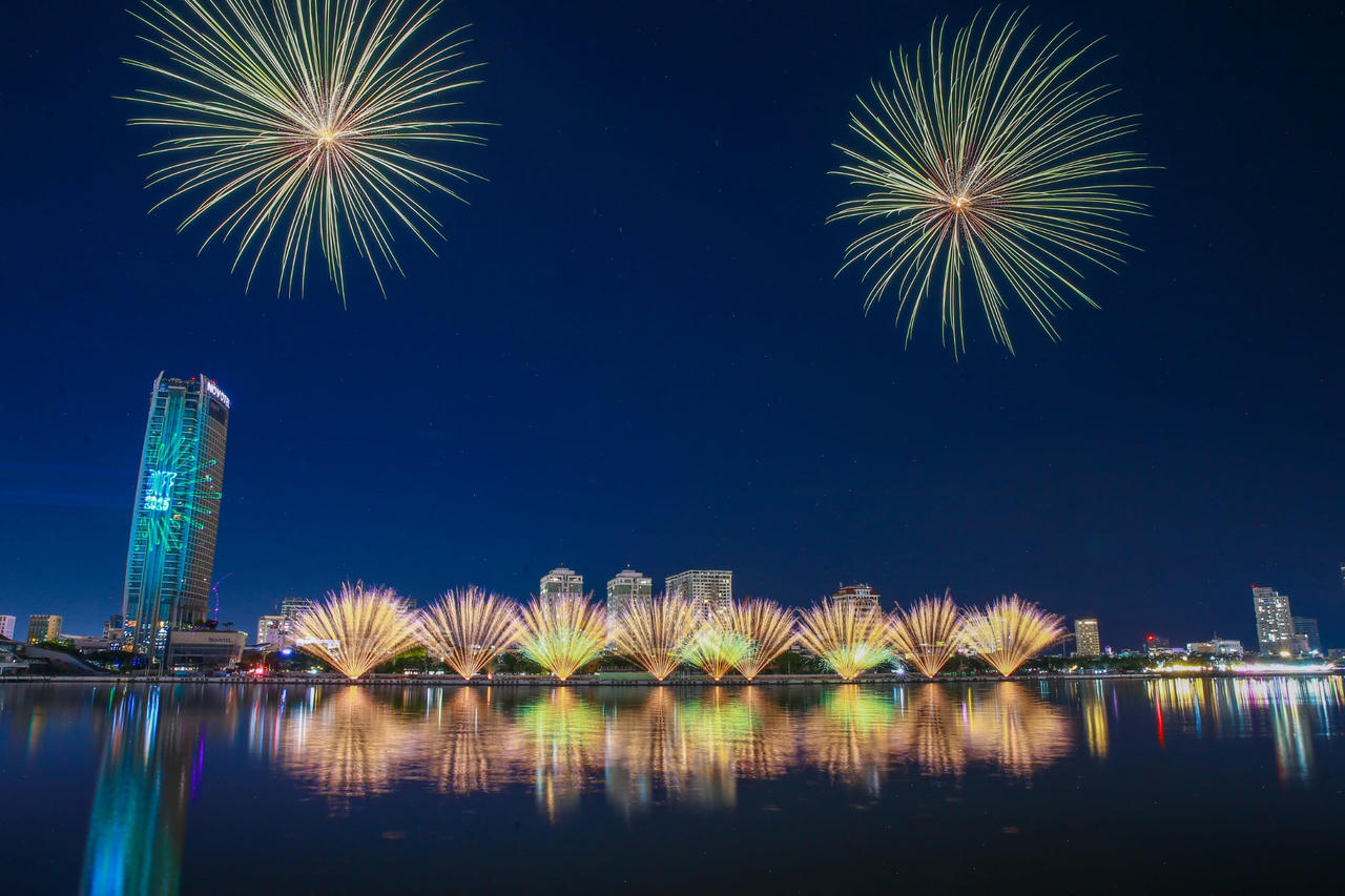 DIFF 2025 đêm thứ 3: Màn trình diễn đầy cảm xúc của Canada và Trung Quốc