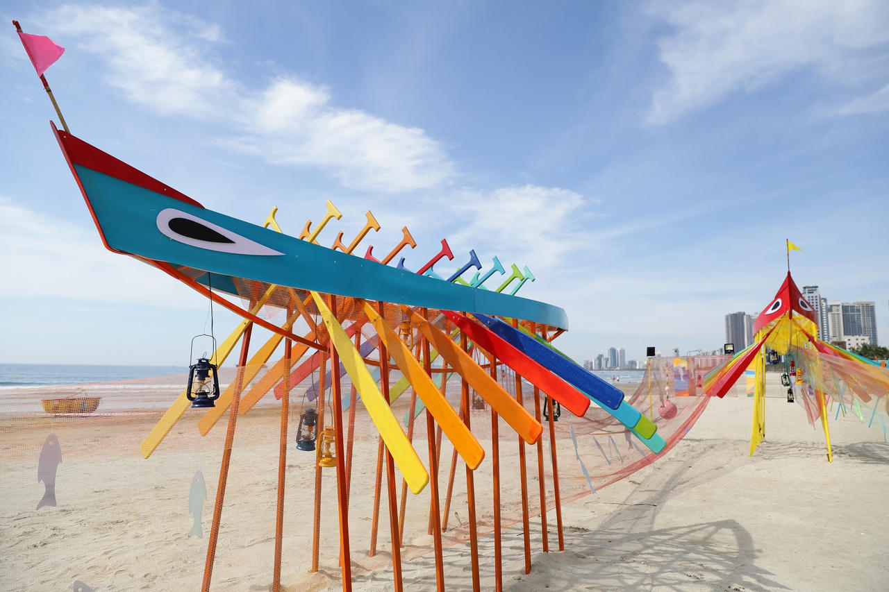 “Câu chuyện làng chài” thổi hồn văn hóa vào lễ hội biển Đà Nẵng 2025