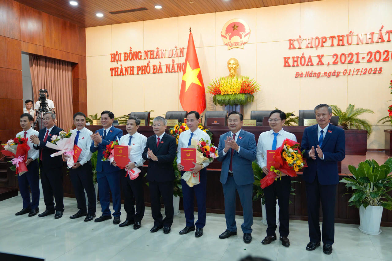 Dấu ấn trong kỳ họp HĐND đầu tiên của các địa phương sau kế hoạch "sắp xếp lại giang sơn"