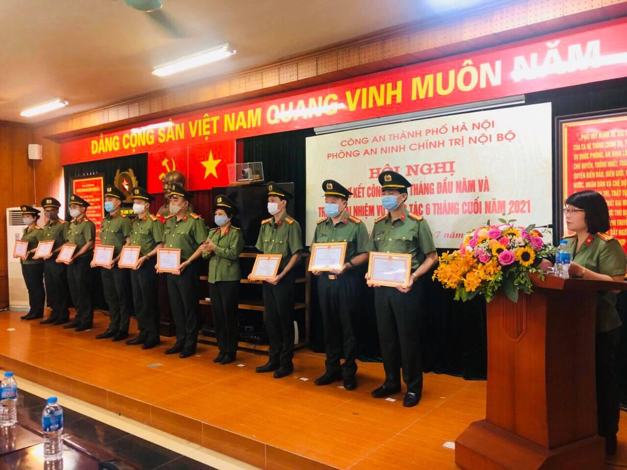 Khắc tinh của tội phạm sao chép, in ấn sách giả