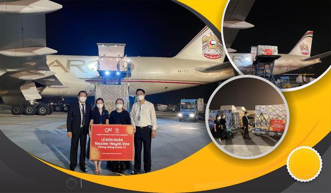 Lô vaccine Hayat-Vax phòng Covid-19 đầu tiên do UAE sản xuất đã về đến Việt Nam