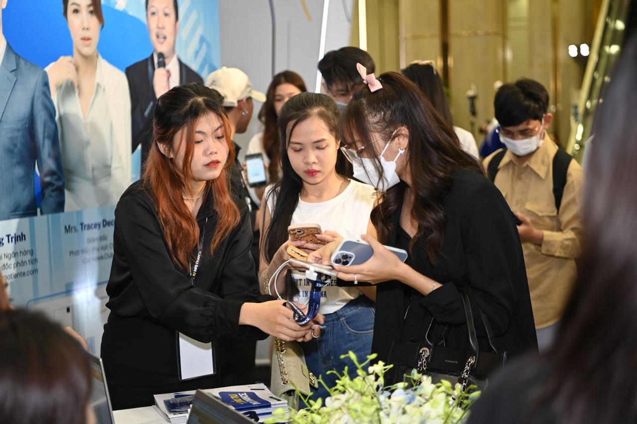 Khai mạc Triển lãm Ngày hội đầu tư - Info Finance và những điều không thể bỏ lỡ