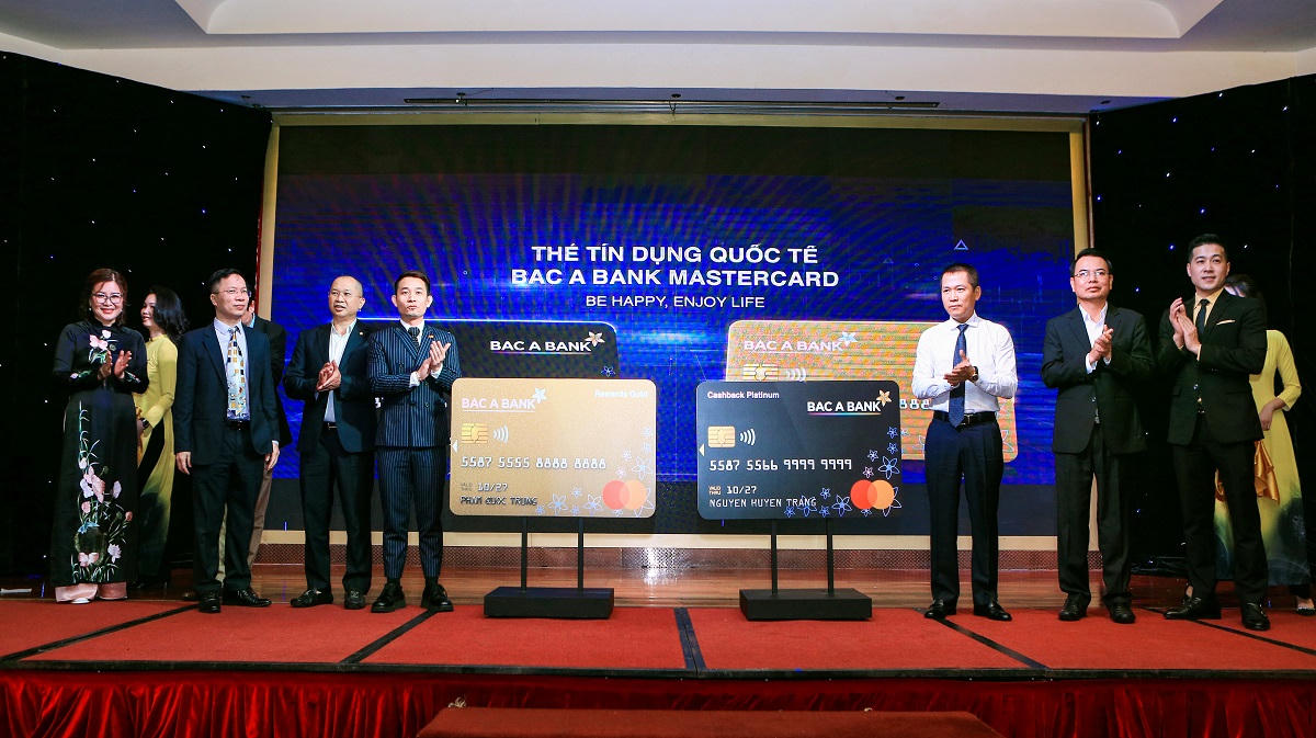 Bac A Bank tung “mưa ưu đãi” cho khách hàng sử dụng hai dòng thẻ tín dụng hoàn toàn mới