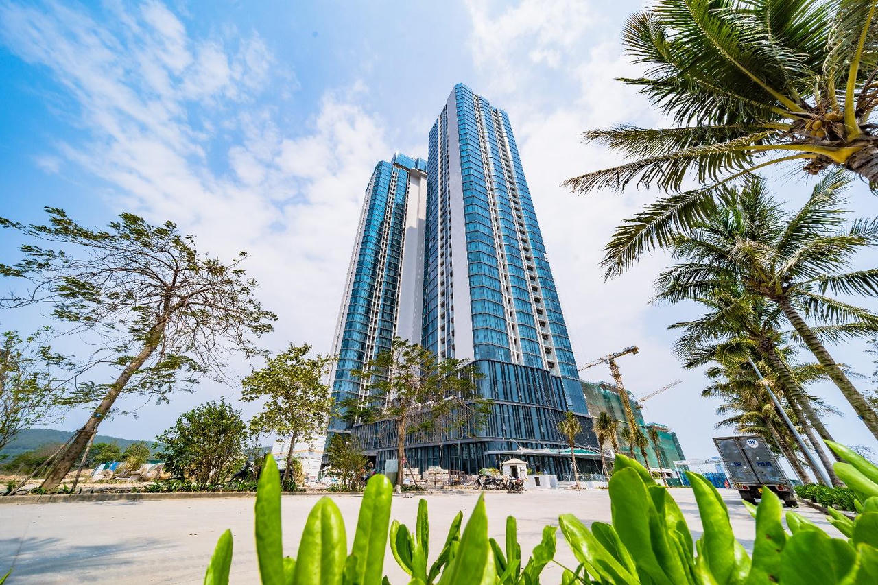 À La Carte Halong Bay - Khách sạn năm sao bên vịnh di sản sắp đi vào vận hành