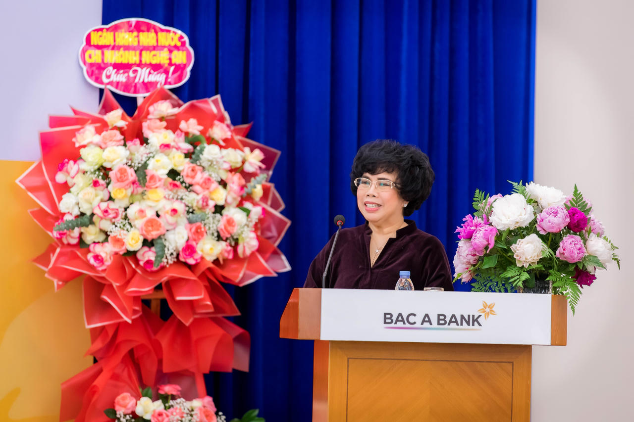 Đại hội đồng cổ đông thường niên 2023: BAC A BANK tăng vốn điều lệ gần 9.900 tỷ đồng