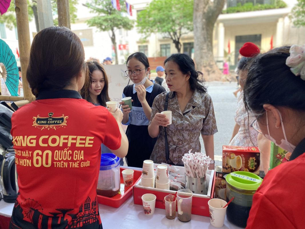 King Coffee cà phê sữa hòa tan - Hương vị cà phê sữa truyền thống Việt Nam