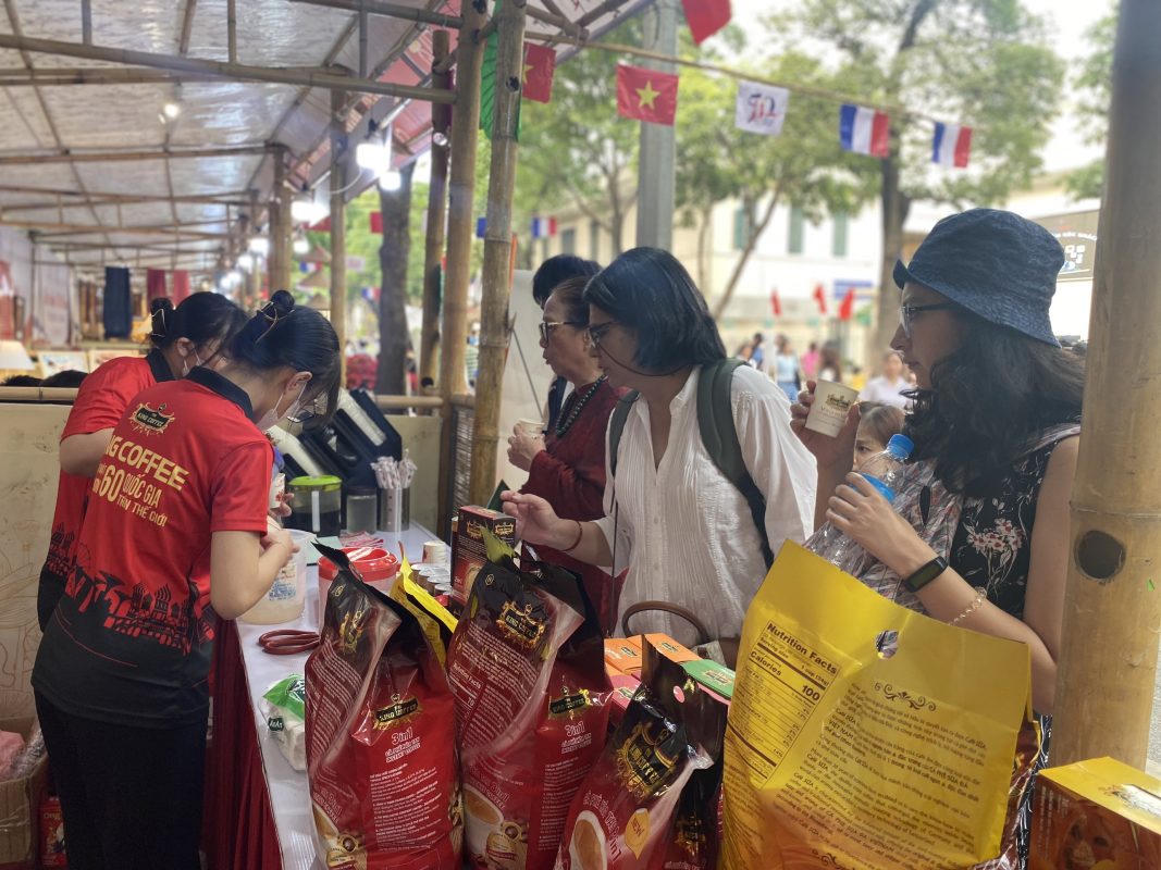 King Coffee cà phê sữa hòa tan - Hương vị cà phê sữa truyền thống Việt Nam