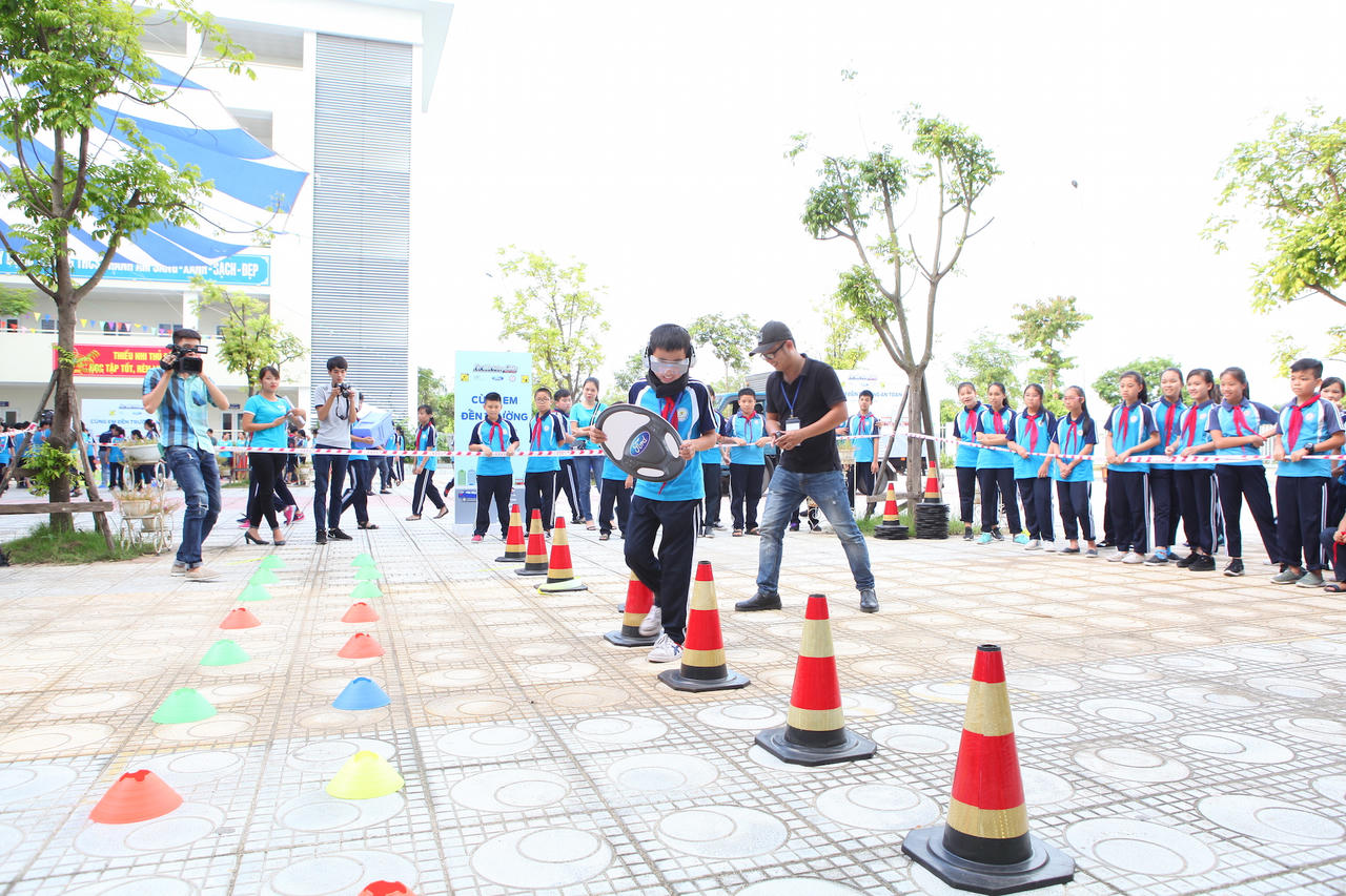 Ford Việt Nam thực hiện nhiều hoạt động hướng về học sinh mùa khai giảng 2018