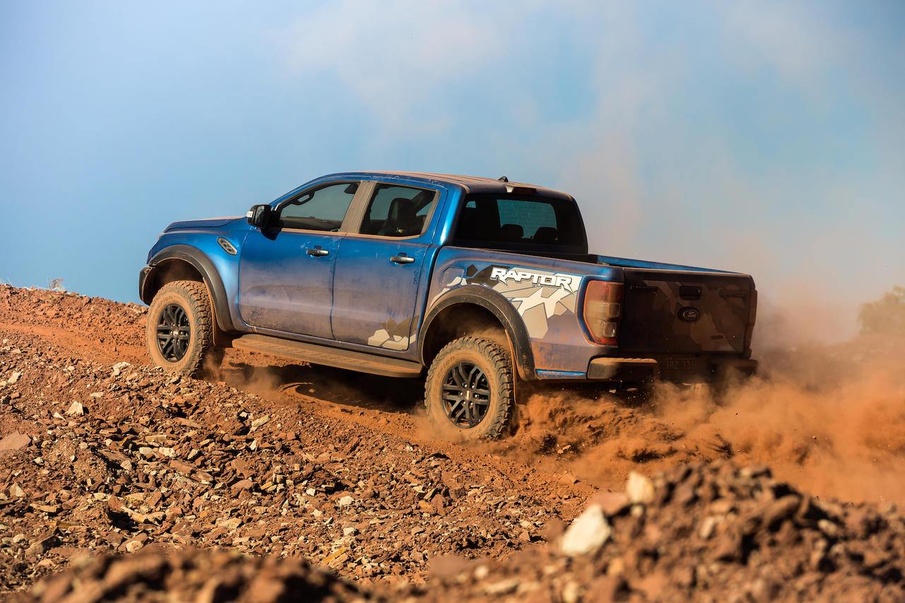 Ford Việt Nam trình làng Ford Ranger Raptor, tiếp tục củng cố ngôi vương phân khúc xe bán tải