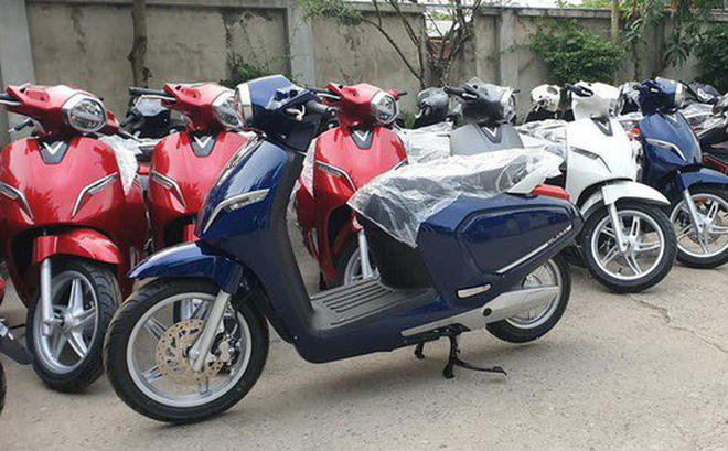 VinFast giới thiệu các mẫu ô tô, nhưng xe điện mới là sản phẩm được bán ngay