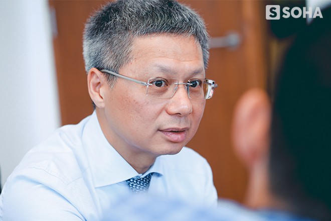 CEO Techcombank: “Cuộc sống mà bằng phẳng quá thì không còn gì thú vị” 