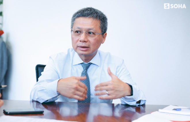 CEO Techcombank: “Cuộc sống mà bằng phẳng quá thì không còn gì thú vị” 