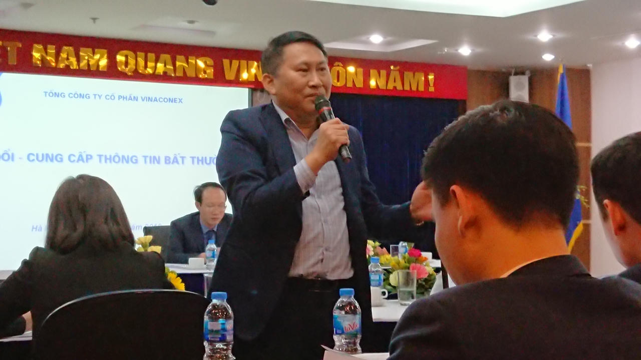 Bị dừng thực hiện nghị quyết bầu HĐQT, Vinaconex lúng túng kêu gọi cổ đông đoàn kết
