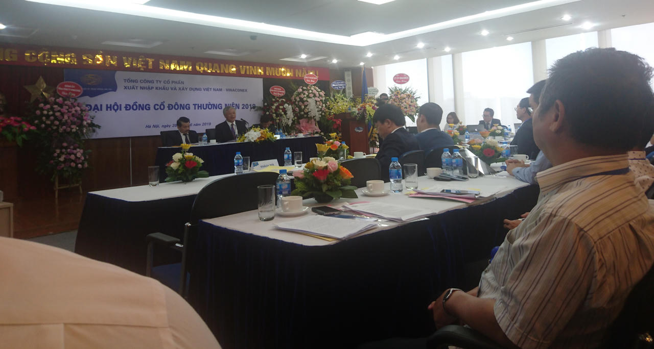 Vinaconex: Quy chế hoạt động của HĐQT gây chia rẽ làm nóng phiên họp Đại hội đồng cổ đông