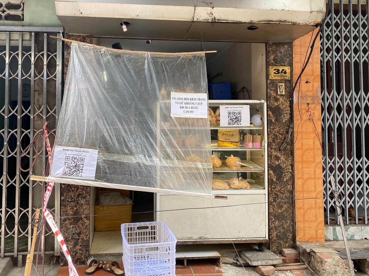 Chợ cóc Hà Nội những ngày giãn cách