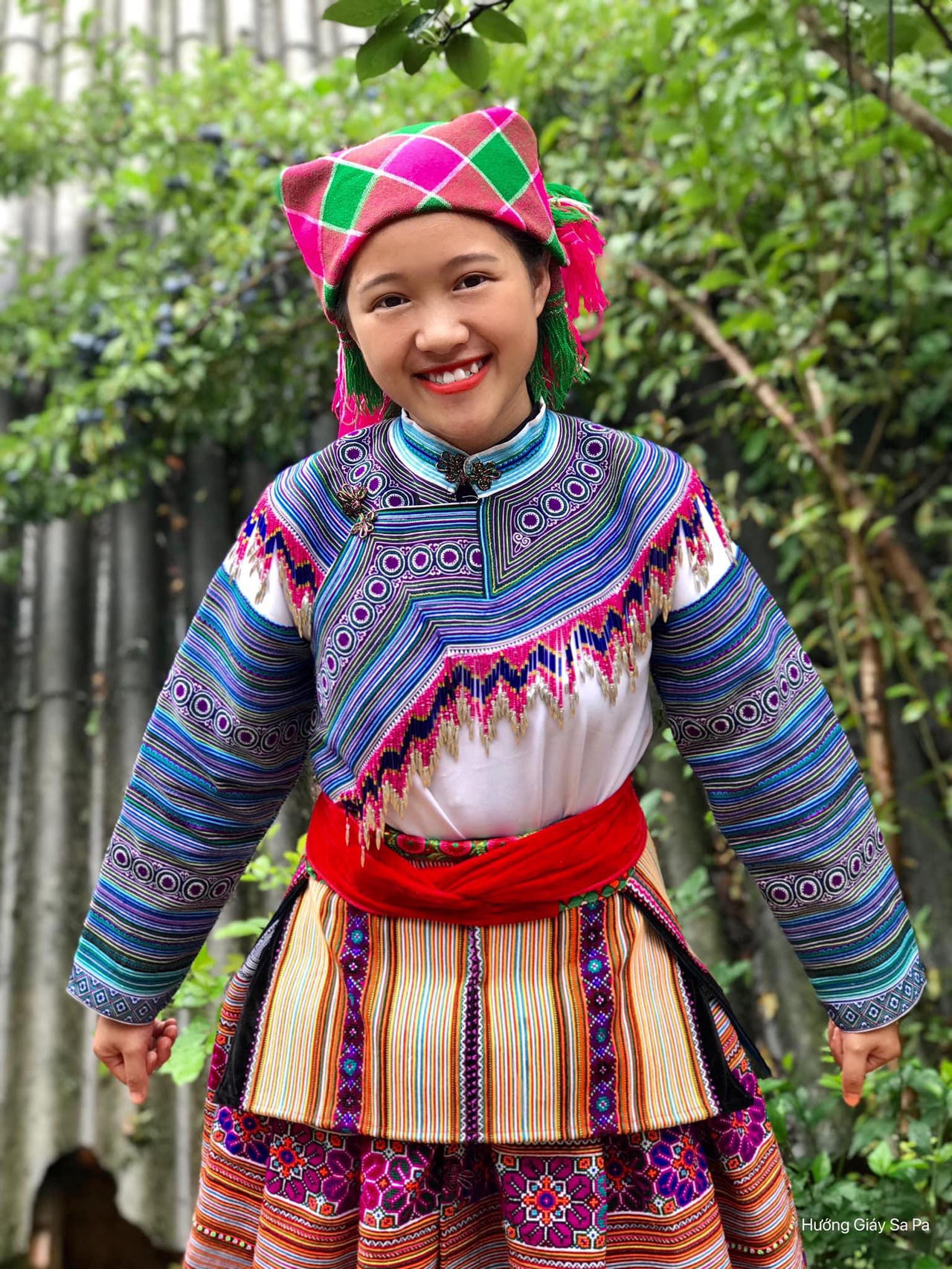 Theo chân cô gái dân tộc Giáy khám phá Sa Pa ngay tại nhà